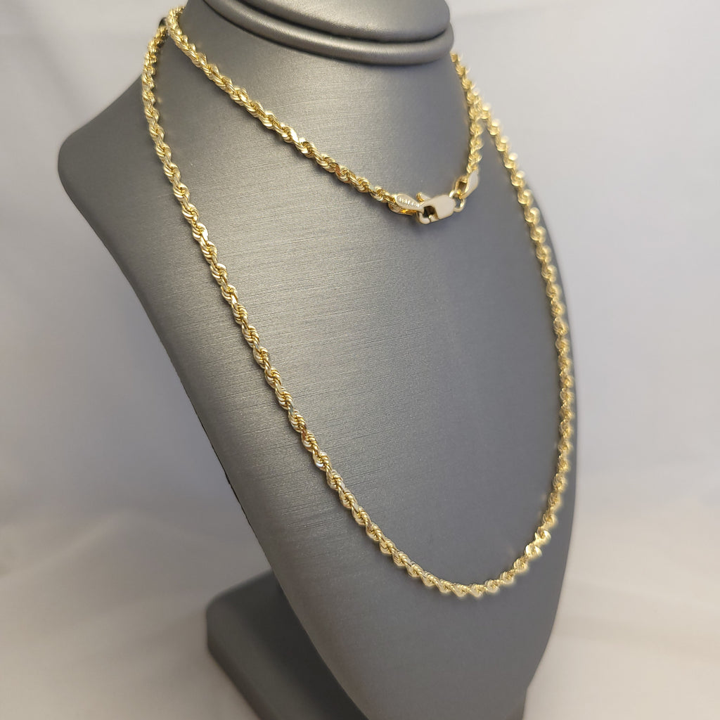 Cadena de oro macizo de 14K en estilo cuerda