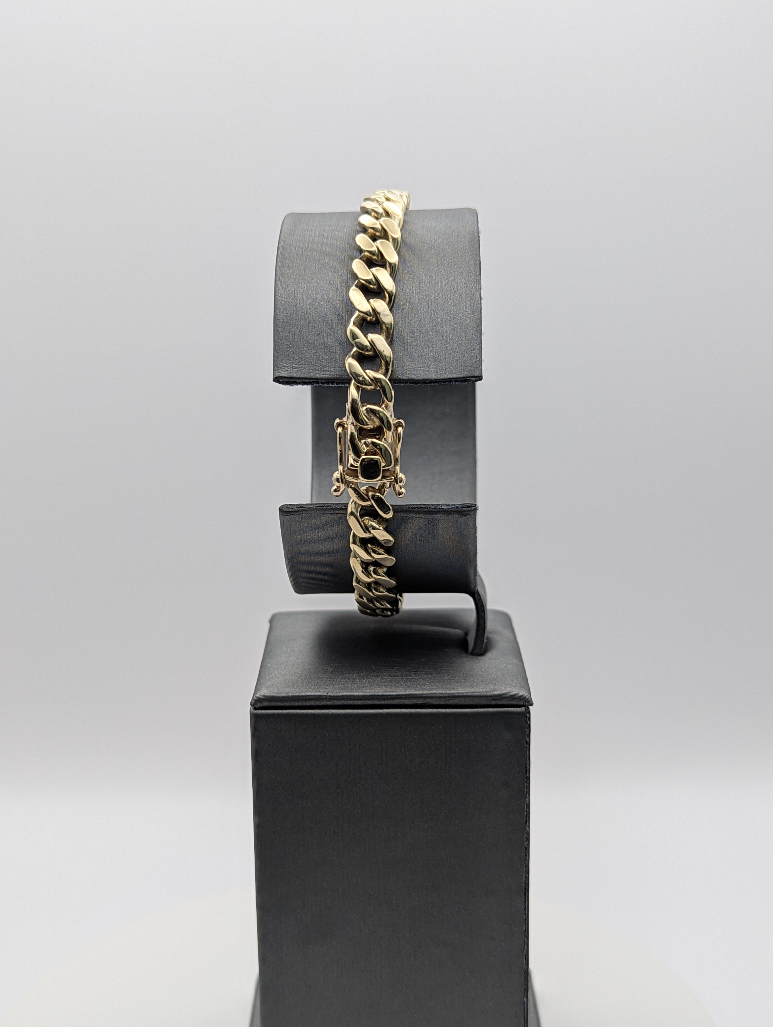 Pulsera eslabón cubano de oro amarillo de 14K