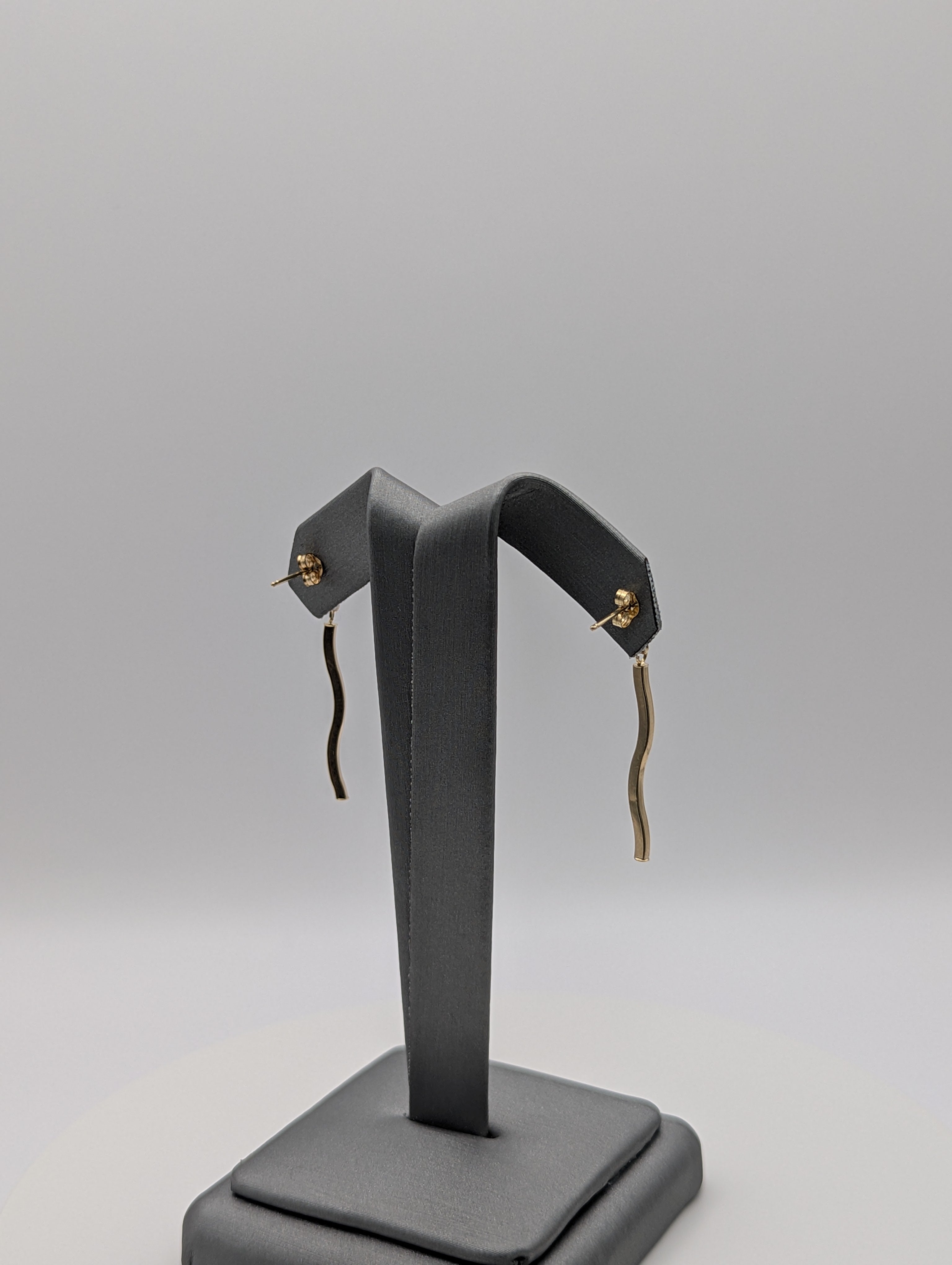 14K YG Wavy Dangly Earrings
