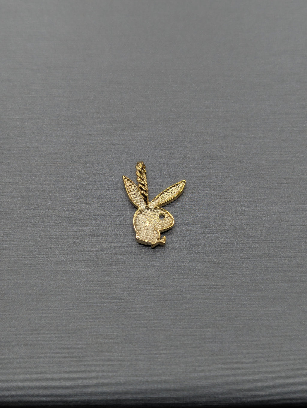 Colgante de Conejita Playboy de Oro Amarillo de 14K