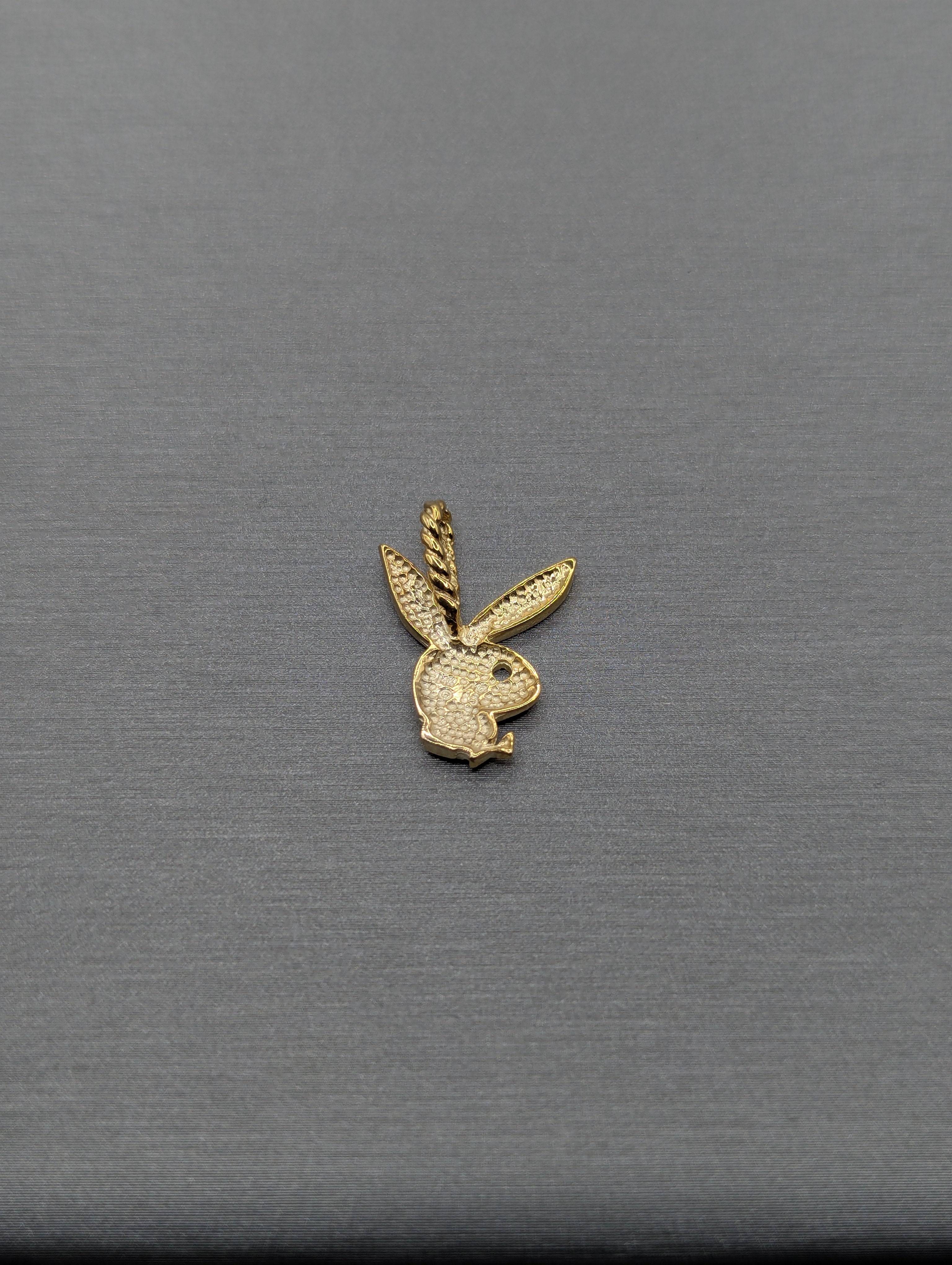 14K YG Playboy Bunny Pendant
