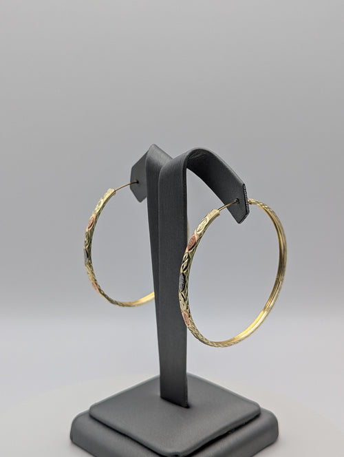 Pendientes de aro satinados con corte de diamante tricolor de oro de 14 quilates