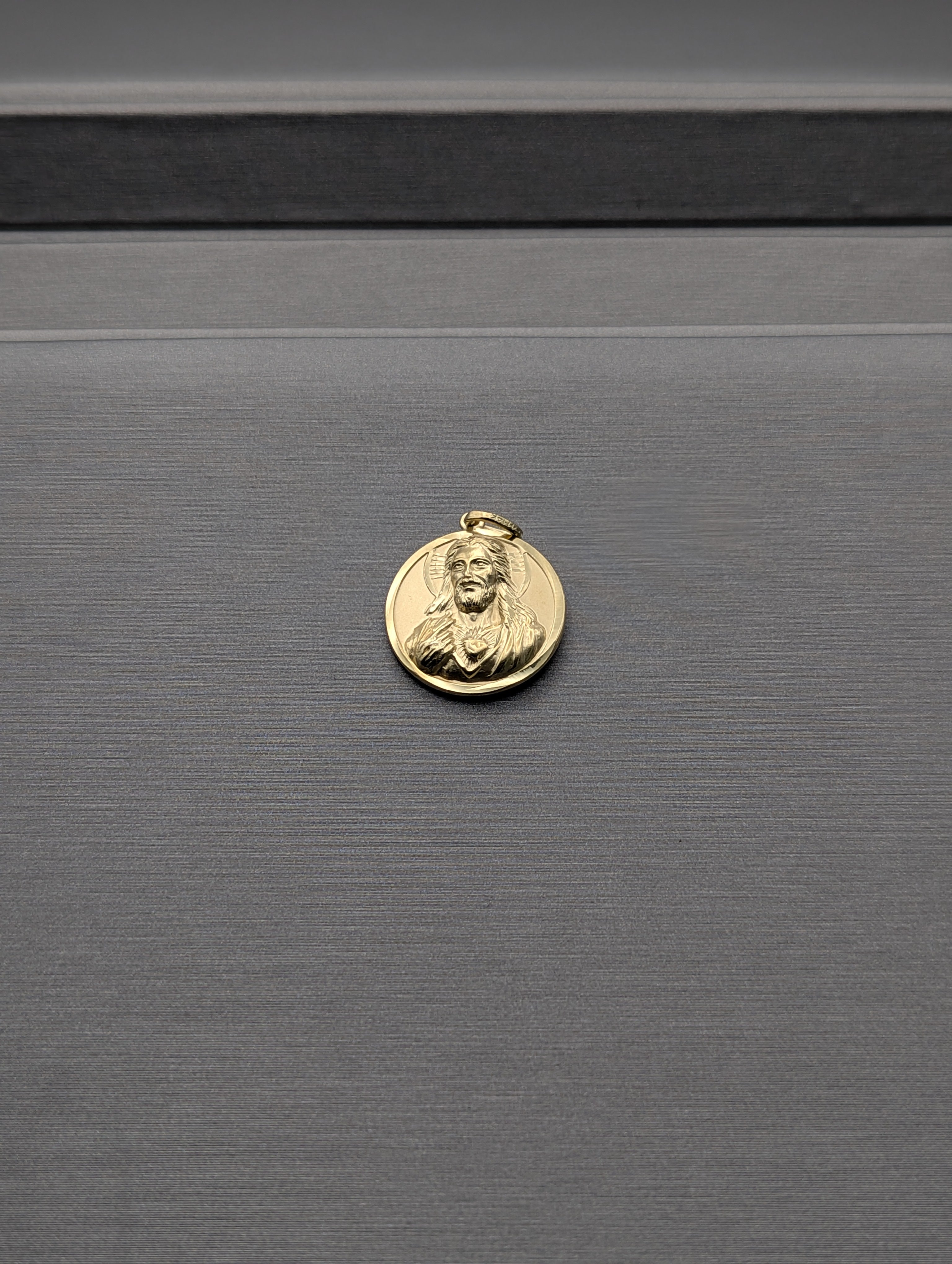 14K YG Virgin Mary/ Jesus Pendant
