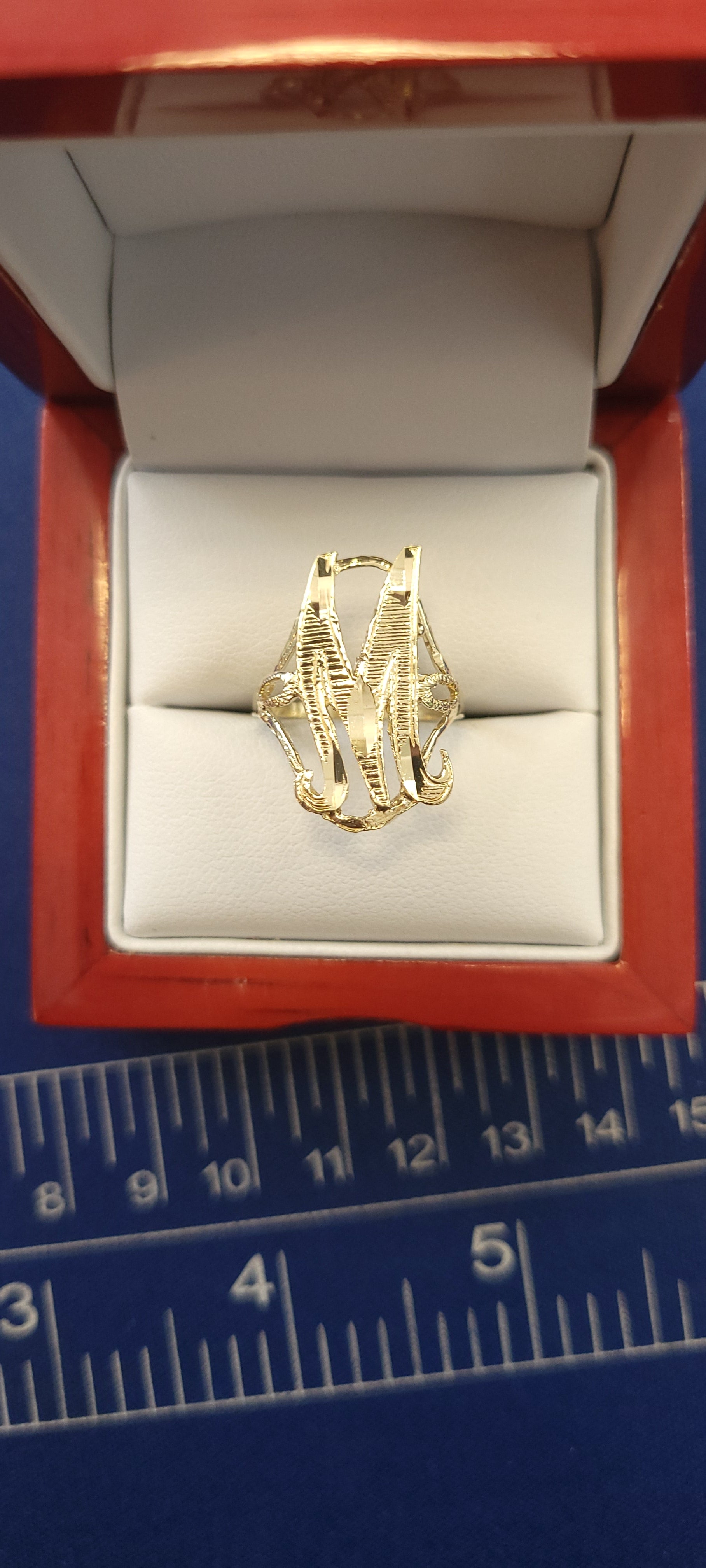 10K YG Letter "M" Ring