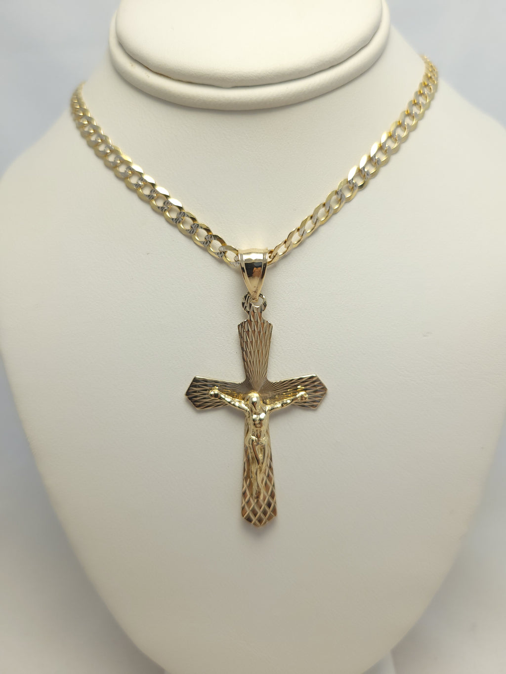 10K YG Flat Crucifix