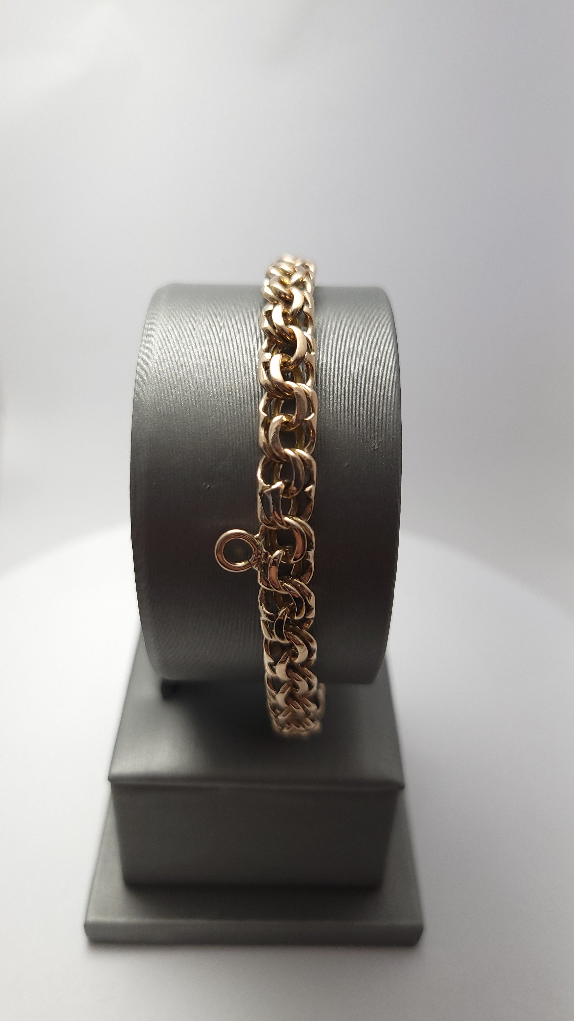 Pulsera de oro rosa de 10K